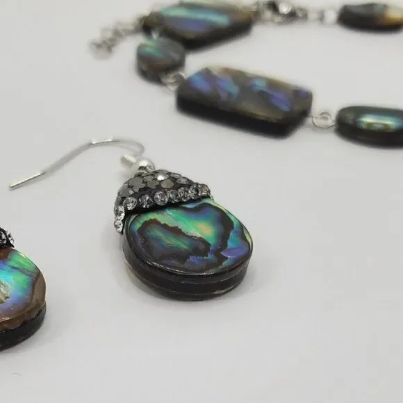 Hand Crafted Natural Shell Jewelry Set - Picture 14 of 15